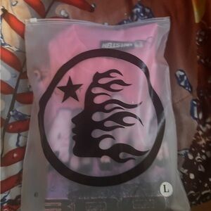 Negotiable, Hellstar shirt brainwash